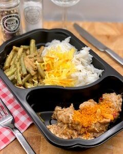 Javaanse kip met saté boontjes en basmatirijst