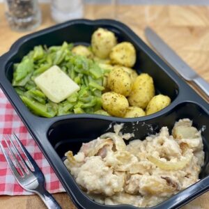 Romige kalfsragout met ovengroenten en gestoomde kriel