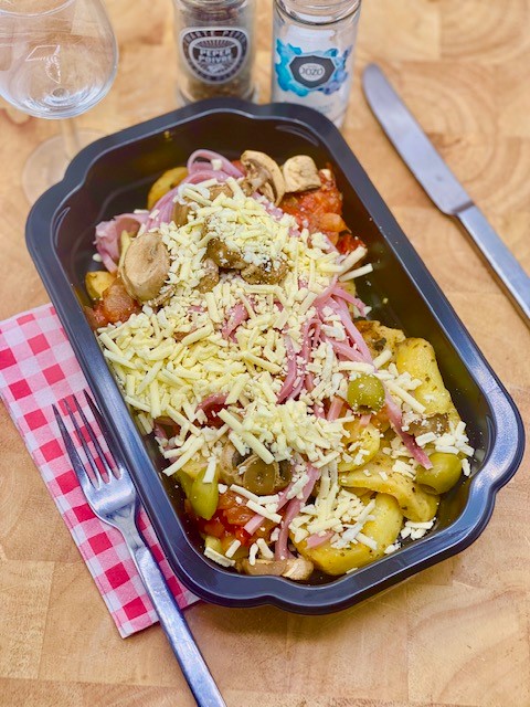 Aardappelschotel 'quattro stagioni'.