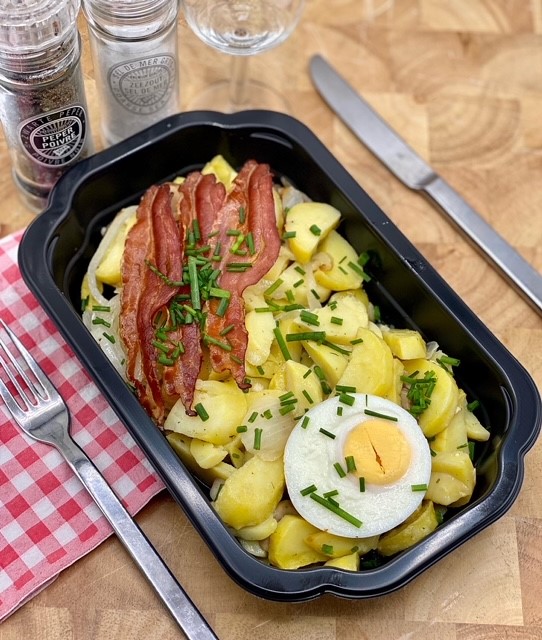 Tiroler Gröstl (aardappel, ui, spek, champignons, ei)