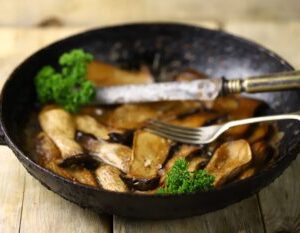 Vegetarische kipstukjes met paddenstoelen