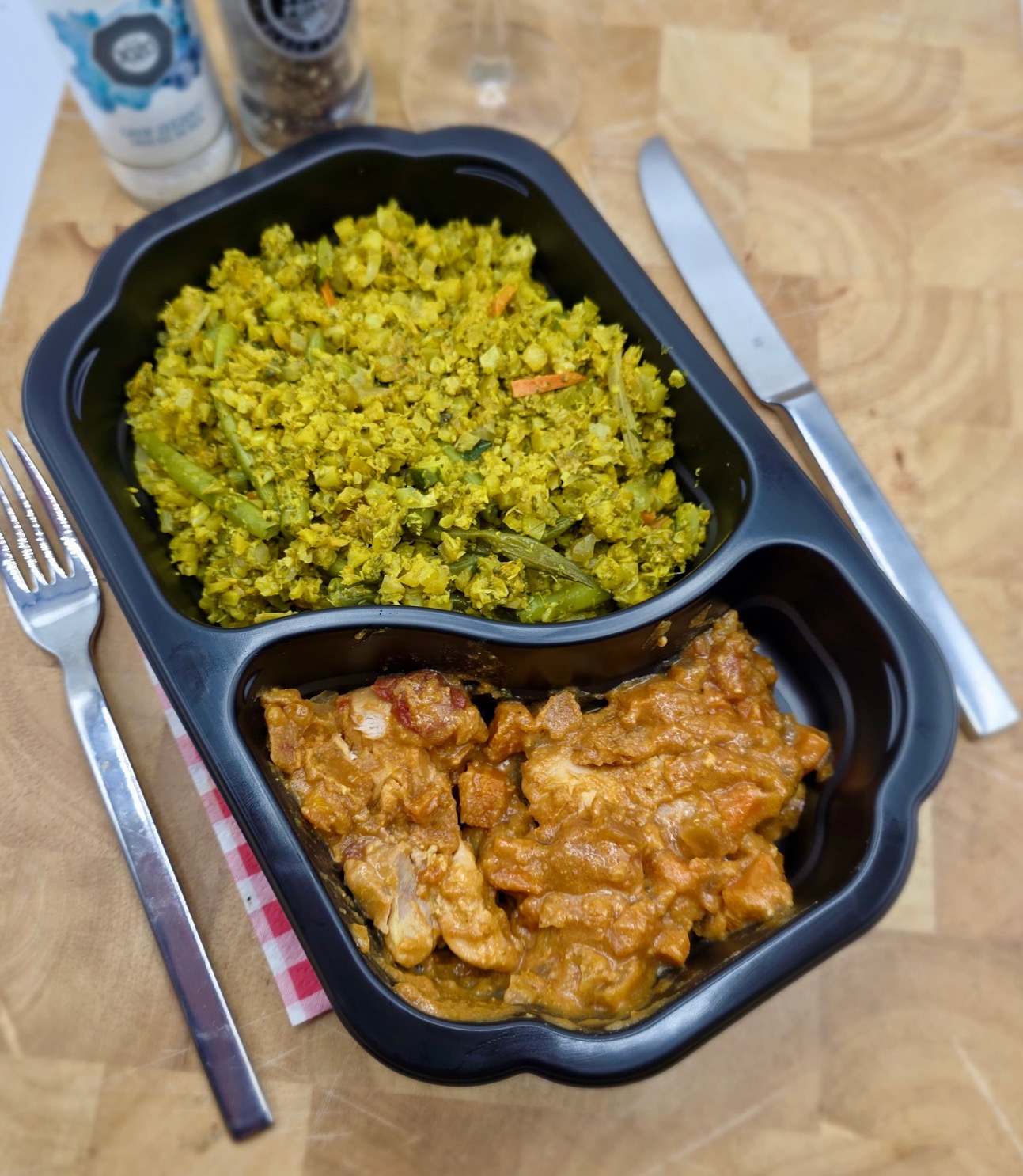 Koolhydraatarm: kip korma met groentenmix