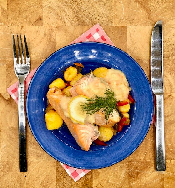 Gegratineerde roodbaarsfilet met wortelpuree