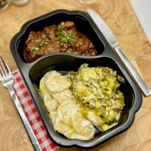 Veluwse runderstoof met aardappelpuree en velderwten